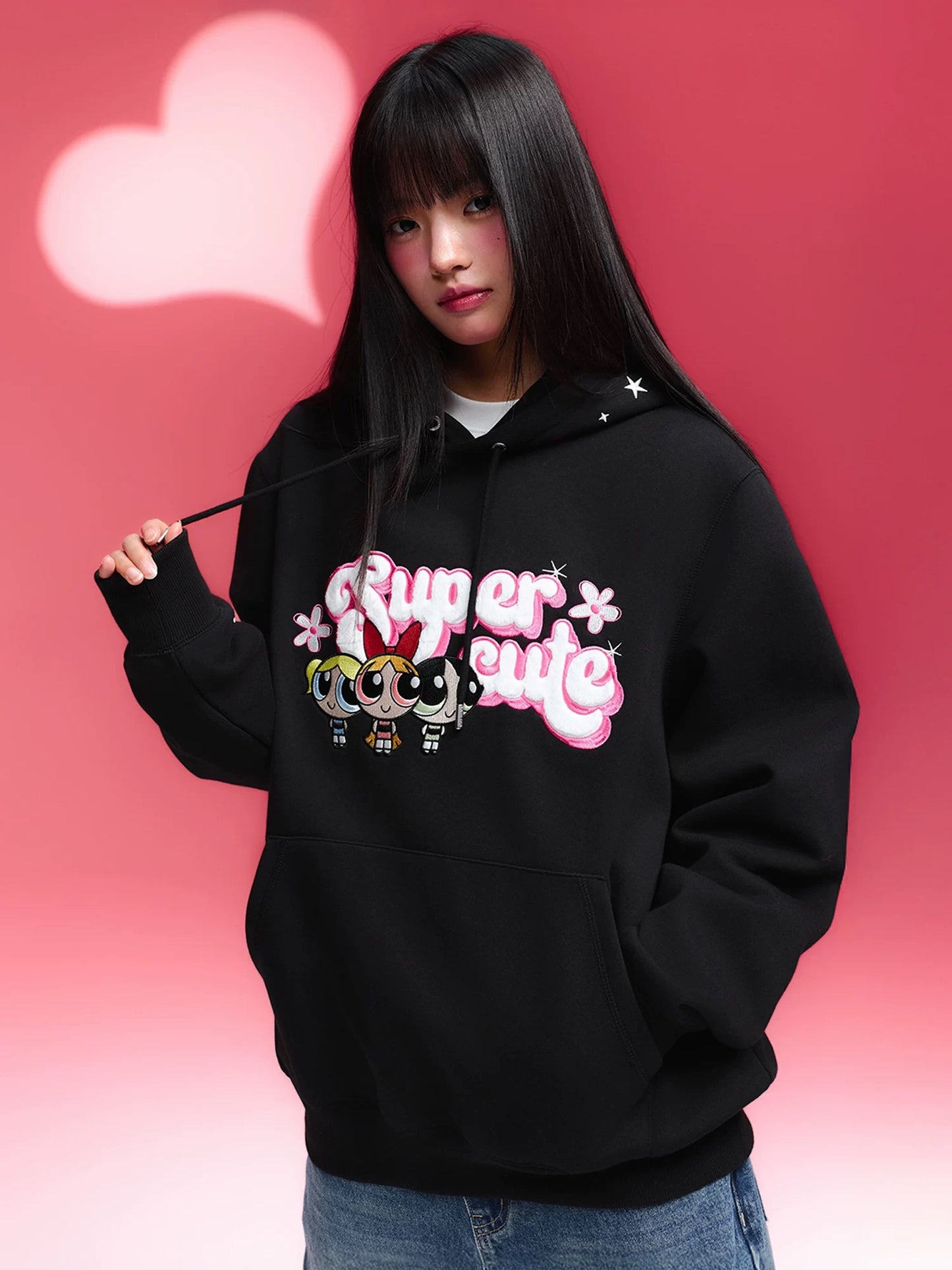 【飛天小女警2.0聯名】WHOOSIS 人物刺繡帽T