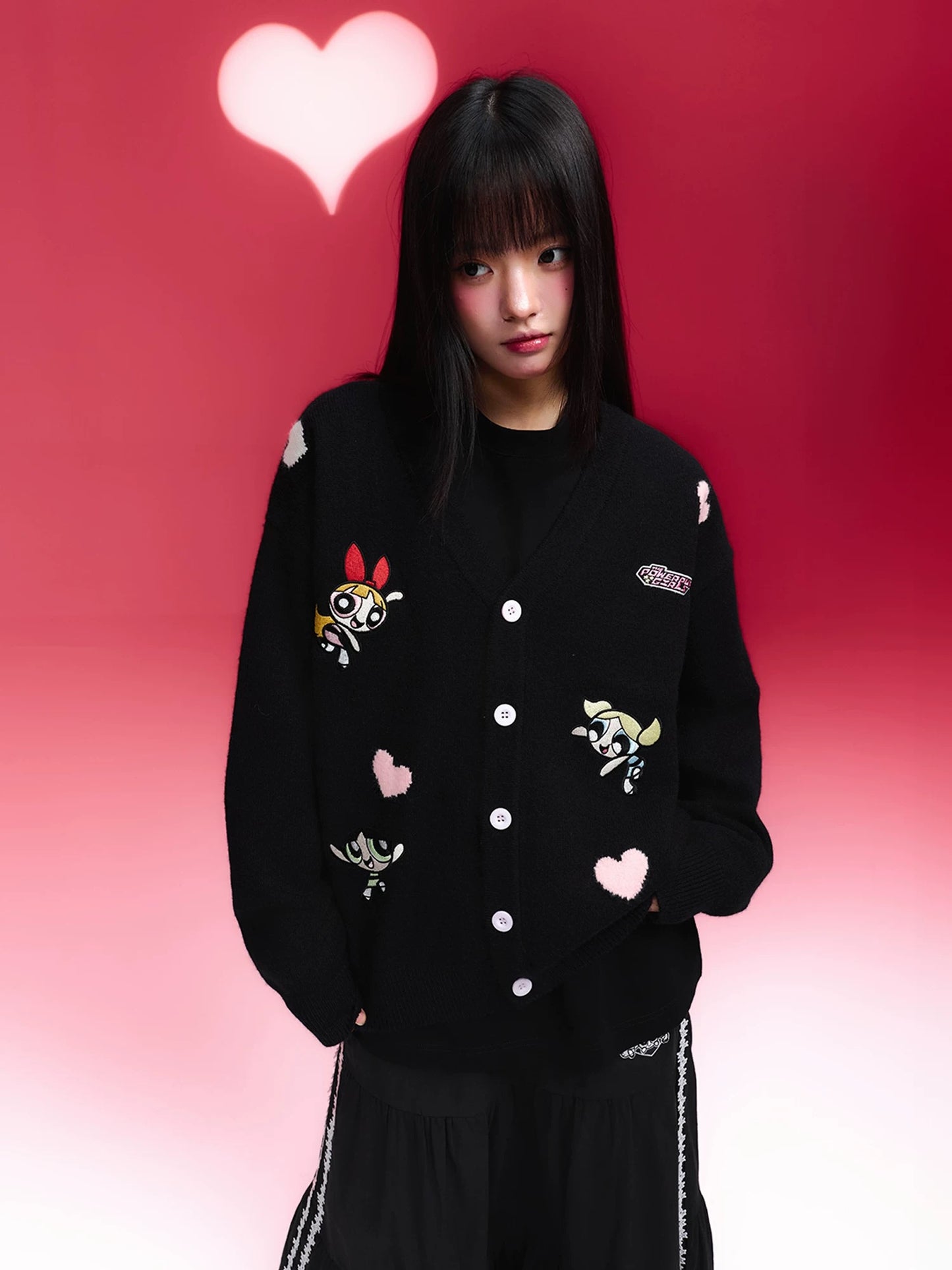 【飛天小女警2.0聯名】WHOOSIS 刺繡開衫毛衣